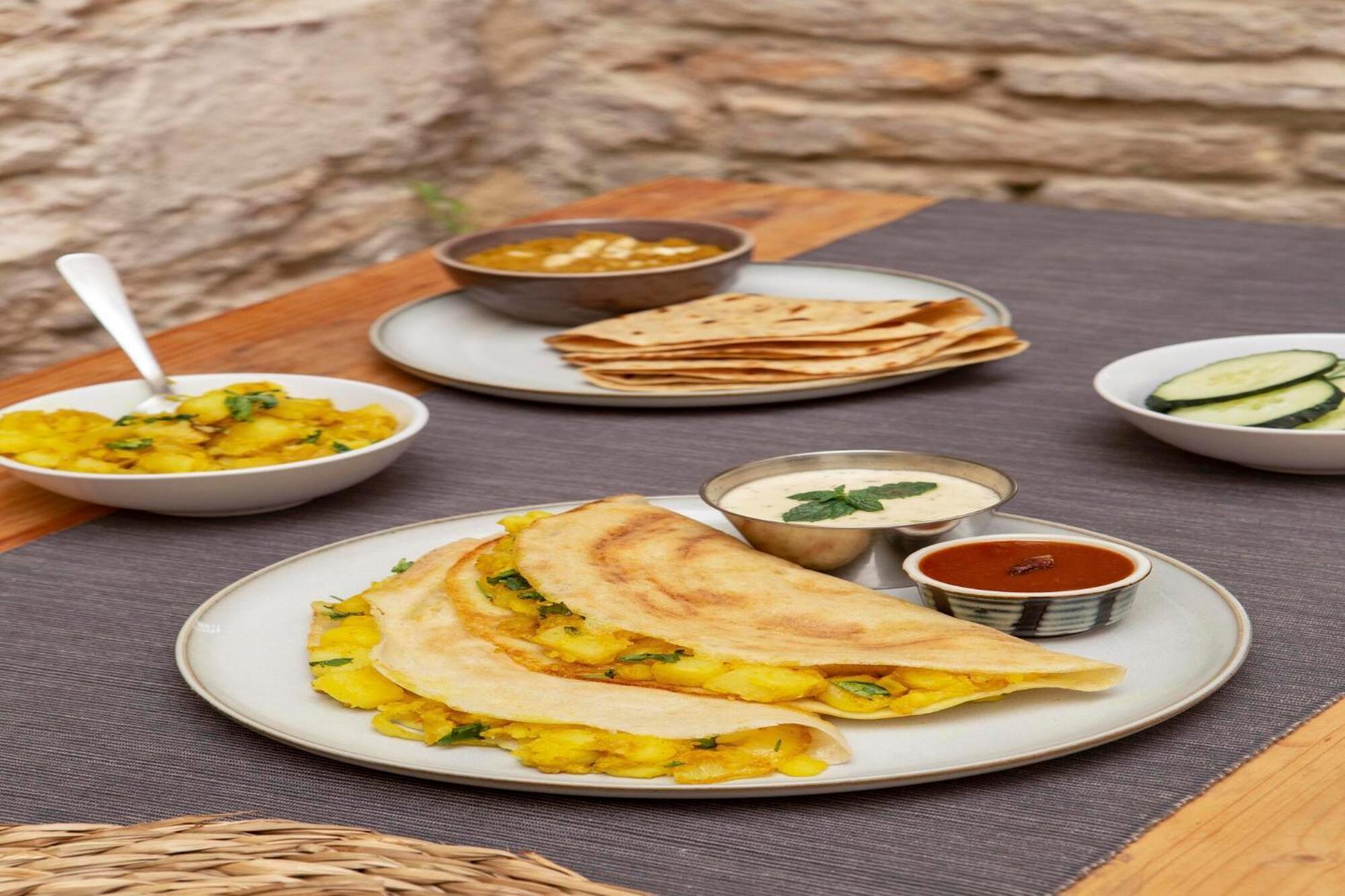 אחמדאבאד Fabhotel Maher Inn מראה חיצוני תמונה